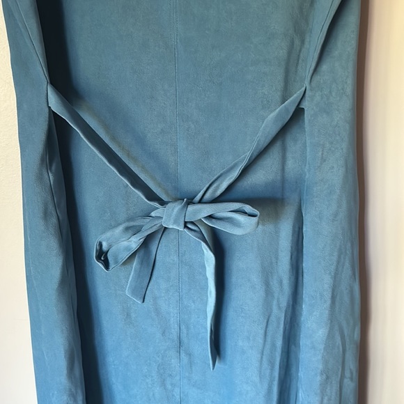 ORVIS Women’s Blue Midi Button Down Dress - Picture 7 of 8